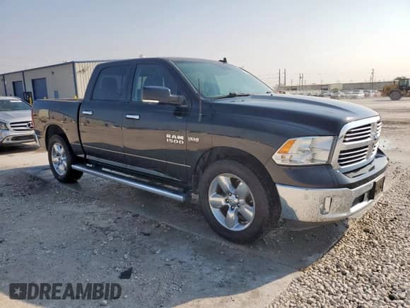 2016 Ram 1500 Lone Star z VIN 3C6RR6LT7GG292992, wystawiony jako Copart lot #80935225 z przebiegiem 132 796 mil mil oraz Czysty tytuł • Clean title. Historia ofert i sprzedaży dostępna na DreamBid. Obrazek 4.