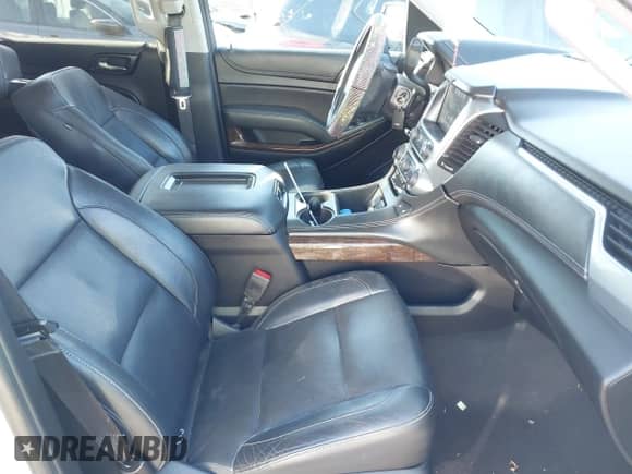 2020 Chevrolet Suburban LT с VIN 1GNSKHKC2LR112606, выставлен на аукционе IAAI как лот 41984857 с пробегом 122 192 миль миль и . История ставок и продаж доступна на DreamBid. Изображение 5.
