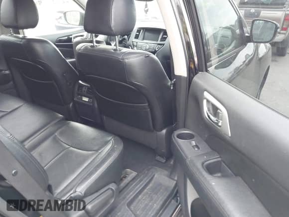 2017 Nissan Pathfinder SV z VIN 5N1DR2MN1HC614098, wystawiony jako IAAI lot #41385181 z przebiegiem 168 114 mil mil oraz . Historia ofert i sprzedaży dostępna na DreamBid. Obrazek 8.