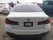 2021 BMW 5 Series 540i с VIN WBA53BJ00MWW90243, выставлен на аукционе IAAI как лот 42180493 с пробегом 83 447 миль миль и . История ставок и продаж доступна на DreamBid. Изображение 16.