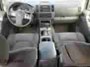 2006 Nissan Pathfinder LE z VIN 5N1AR18WX6C629907, wystawiony jako Copart lot #84560345 z przebiegiem 180 586 mil mil oraz Szkoda całkowita • Salvage title. Historia ofert i sprzedaży dostępna na DreamBid. Obrazek 8.