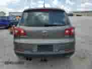 2009 Volkswagen Tiguan S with VIN WVGAV75N39W003838, listed as a Copart auction lot 62496695 with 100,939 mi miles and Clean title. Bid and sale history available at DreamBid. Image 6.