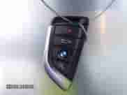 2023 BMW 5 Series 530e с VIN WBA13AG00PCM10164, выставлен на аукционе IAAI как лот 42406603 с пробегом 26 770 миль миль и . История ставок и продаж доступна на DreamBid. Изображение 11.