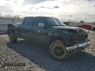 2002 Chevrolet Silverado 1500HD LT с VIN 1GCGK13U82F196203, выставлен на аукционе Copart как лот 48412945 с пробегом 308 132 миль миль и Списание • Salvage title. История ставок и продаж доступна на DreamBid. Изображение 4.