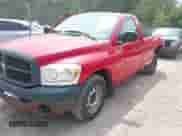 2008 Dodge 1500 ST z VIN 1D7HA16K68J150480, wystawiony jako IAAI lot #42498873 z przebiegiem 140 157 mil mil oraz . Historia ofert i sprzedaży dostępna na DreamBid. Obrazek 2.