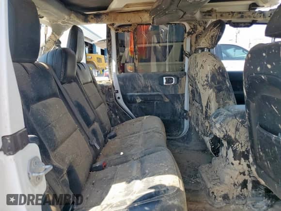 2022 Jeep Wrangler Unlimited Sahara с VIN 1C4HJXEN0NW163393, выставлен на аукционе Copart как лот 68866965 с пробегом Не указан миль и Списание • Salvage title. История ставок и продаж доступна на DreamBid. Изображение 11.