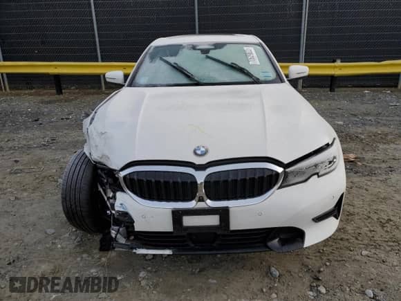 2021 BMW 3 Series 330e xDrive z VIN WBA5P9C06MFK97759, wystawiony jako Copart lot #70629822 z przebiegiem Nie podano mil oraz . Historia ofert i sprzedaży dostępna na DreamBid. Obrazek 5.