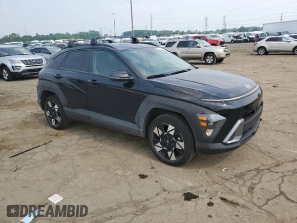 2024 Hyundai Kona SEL с VIN KM8HBCAB2RU139563, выставлен на аукционе Copart как лот 67428135 с пробегом 18 123 миль миль и Чистый • Clean title. История ставок и продаж доступна на DreamBid. Изображение 4.