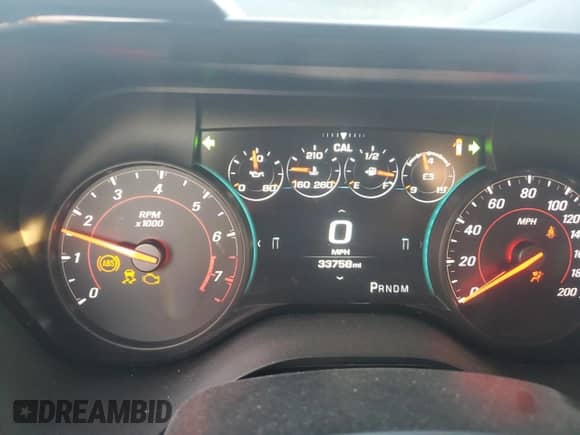 2018 Chevrolet Camaro 2SS z VIN 1G1FH3D7XJ0141020, wystawiony jako Copart lot #85850534 z przebiegiem 33 758 mil mil oraz Szkoda całkowita • Salvage title. Historia ofert i sprzedaży dostępna na DreamBid. Obrazek 9.