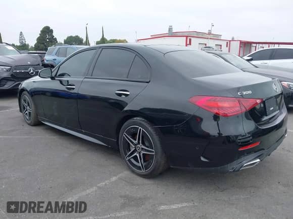 2024 Mercedes-Benz C 300 с VIN W1KAF4HB2RR190933, выставлен на аукционе IAAI как лот 43398611 с пробегом 2 745 миль миль и . История ставок и продаж доступна на DreamBid. Изображение 3.