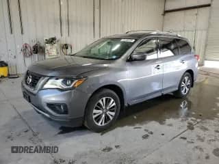 2017 Nissan Pathfinder S with VIN 5N1DR2MM3HC912398, listed as a Copart auction lot 70154725 with 153,551 mi miles and Clean title. Bid and sale history available at DreamBid. Image 1.