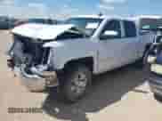2018 Chevrolet Silverado 1500 LT z VIN 3GCUKREC9JG274331, wystawiony jako IAAI lot #42785716 z przebiegiem Nie podano mil oraz . Historia ofert i sprzedaży dostępna na DreamBid. Obrazek 2.