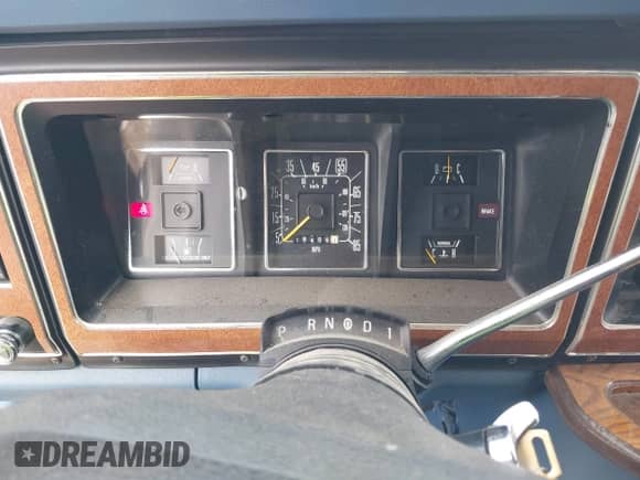 1987 Ford Econoline Cargo with VIN 1FMEE11N5HHB76798, listed as a IAAI auction lot 42388762 with 184,061 mi miles and . Bid and sale history available at DreamBid. Image 7.