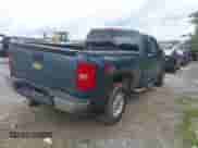 2013 Chevrolet Silverado 1500 LT z VIN 1GCRKSE78DZ324253, wystawiony jako IAAI lot #42962249 z przebiegiem 208 385 mil mil oraz . Historia ofert i sprzedaży dostępna na DreamBid. Obrazek 4.