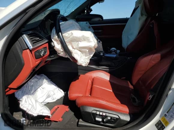 2019 BMW 4 Series 430i xDrive с VIN WBA4J3C53KBL06704, выставлен на аукционе Copart как лот 80949375 с пробегом 42 860 миль миль и Списание • Salvage title. История ставок и продаж доступна на DreamBid. Изображение 7.