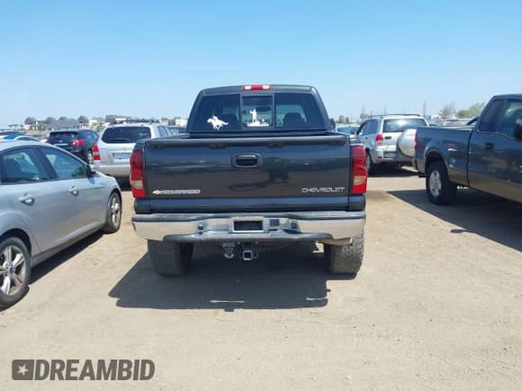 2005 Chevrolet Silverado 1500 LT with VIN 2GCEK13T651358419, listed as a IAAI auction lot 42073531 with 120,233 mi miles and . Bid and sale history available at DreamBid. Image 16.