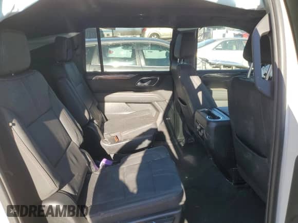 2023 Chevrolet Suburban RST z VIN 1GNSKEKD1PR482054, wystawiony jako Copart lot #46419865 z przebiegiem 24 824 mil mil oraz Szkoda całkowita • Salvage title. Historia ofert i sprzedaży dostępna na DreamBid. Obrazek 11.
