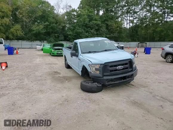 2016 Ford F-150 XL с VIN 1FTMF1C85GKE57165, выставлен на аукционе Copart как лот 71002545 с пробегом 102 436 миль миль и Списание • Salvage title. История ставок и продаж доступна на DreamBid. Изображение 13.