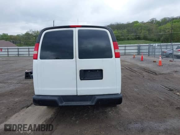 2010 Chevrolet Express Cargo with VIN 1GCUGADX0A1162118, listed as a IAAI auction lot 42162387 with 239,238 mi miles and . Bid and sale history available at DreamBid. Image 16.