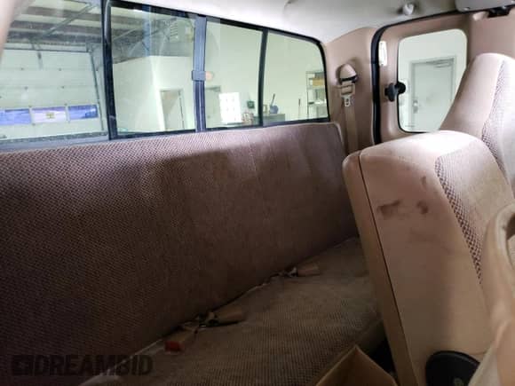 2001 Dodge 1500 с VIN 1B7HF13YX1J276349, выставлен на аукционе Copart как лот 41644455 с пробегом 109 285 миль миль и Списание • Salvage title. История ставок и продаж доступна на DreamBid. Изображение 10.