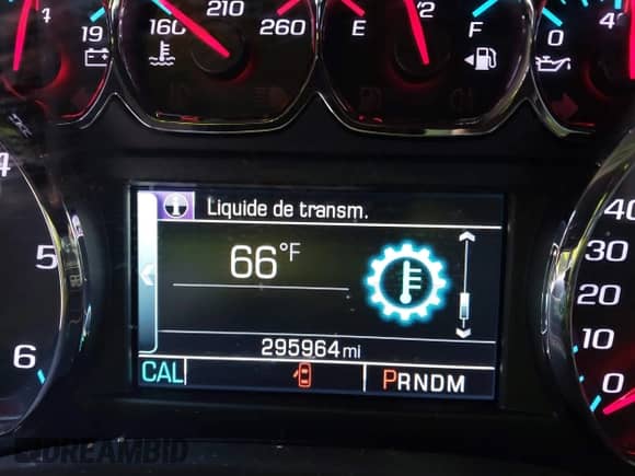 2015 Chevrolet Tahoe LT z VIN 1GNSKBKC8FR547518, wystawiony jako IAAI lot #43544283 z przebiegiem 295 964 mil mil oraz . Historia ofert i sprzedaży dostępna na DreamBid. Obrazek 15.