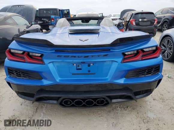 2024 Chevrolet Corvette 3LZ z VIN 1G1YF3D31R5607301, wystawiony jako Copart lot #74292614 z przebiegiem Nie podano mil oraz Szkoda całkowita • Salvage title. Historia ofert i sprzedaży dostępna na DreamBid. Obrazek 6.