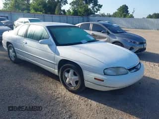 1997 Chevrolet Monte Carlo LS with VIN 2G1WW12M9V9187713, listed as a IAAI auction lot 42835808 with 179,043 mi miles and . Bid and sale history available at DreamBid. Image 1.