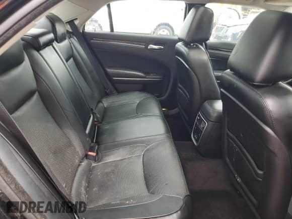 2018 Chrysler 300 Limited z VIN 2C3CCAKG6JH256357, wystawiony jako Copart lot #66381525 z przebiegiem 97 510 mil mil oraz Szkoda całkowita • Salvage title. Historia ofert i sprzedaży dostępna na DreamBid. Obrazek 10.