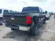 2011 Chevrolet Silverado 1500 LS z VIN 3GCPKREA3BG310821, wystawiony jako IAAI lot #42115265 z przebiegiem 72 891 mil mil oraz . Historia ofert i sprzedaży dostępna na DreamBid. Obrazek 4.