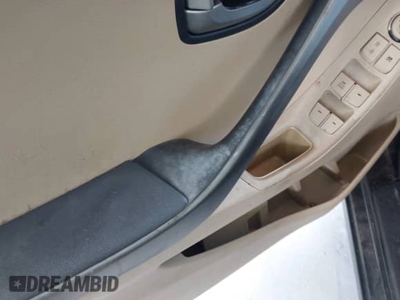 2012 Hyundai Elantra GLS z VIN KMHDH4AE2CU253843, wystawiony jako IAAI lot #42645765 z przebiegiem Nie podano mil oraz . Historia ofert i sprzedaży dostępna na DreamBid. Obrazek 13.