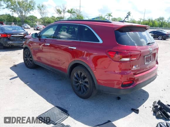 2019 Kia Sorento LX с VIN 5XYPG4A54KG600304, выставлен на аукционе IAAI как лот 42557673 с пробегом 69 742 миль миль и . История ставок и продаж доступна на DreamBid. Изображение 3.