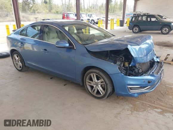 2015 Volvo S60 T5 Premier Plus с VIN YV1612TC1F1309076, выставлен на аукционе IAAI как лот 42532423 с пробегом 79 357 миль миль и . История ставок и продаж доступна на DreamBid. Изображение 1.