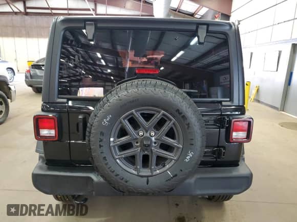 2025 Jeep Wrangler Sport S with VIN 1C4PJXDN1SW524123, listed as a Copart auction lot 89494205 with 11,812 mi miles and Clean title. Bid and sale history available at DreamBid. Image 6.
