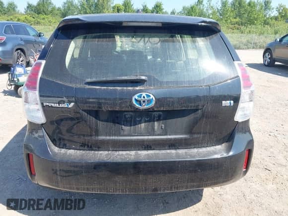 2015 Toyota Prius Two z VIN JTDZN3EUXFJ018840, wystawiony jako IAAI lot #42959880 z przebiegiem 84 114 mil mil oraz . Historia ofert i sprzedaży dostępna na DreamBid. Obrazek 16.