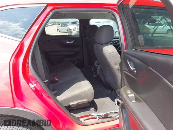 2022 Chevrolet Blazer LT с VIN 3GNKBCR4XNS230548, выставлен на аукционе IAAI как лот 42684854 с пробегом Не указан миль и . История ставок и продаж доступна на DreamBid. Изображение 8.