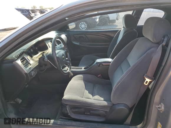 2006 Chevrolet Monte Carlo LT 3.5L z VIN 2G1WM15K369403752, wystawiony jako Copart lot #70857365 z przebiegiem 180 019 mil mil oraz Szkoda całkowita • Salvage title. Historia ofert i sprzedaży dostępna na DreamBid. Obrazek 7.
