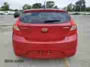 2013 Hyundai Accent GS z VIN KMHCT5AE4DU083907, wystawiony jako Copart lot #71919105 z przebiegiem 124 190 mil mil oraz Szkoda całkowita • Salvage title. Historia ofert i sprzedaży dostępna na DreamBid. Obrazek 6.