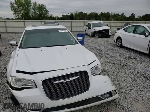 2016 Chrysler 300 C с VIN 2C3CCAEG9GH167497, выставлен на аукционе Copart как лот 70949735 с пробегом 299 306 миль миль и Списание • Salvage title. История ставок и продаж доступна на DreamBid. Изображение 14.