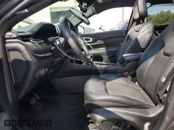 2022 Jeep Compass Altitude с VIN 3C4NJDBB5NT182247, выставлен на аукционе Copart как лот 82091165 с пробегом 31 678 миль миль и Списание • Salvage title. История ставок и продаж доступна на DreamBid. Изображение 7.