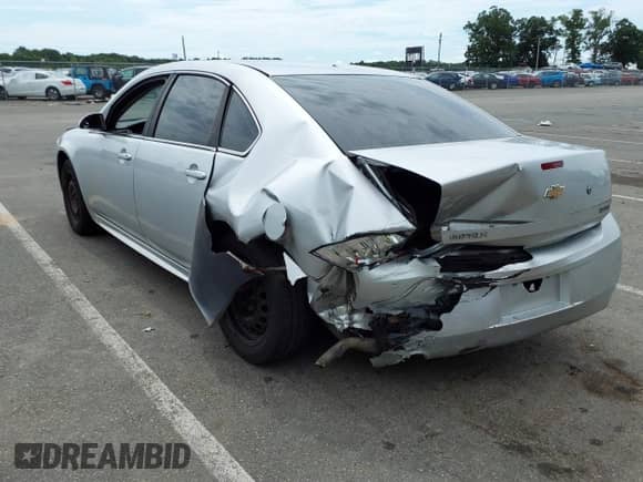 2012 Chevrolet Impala Police Police with VIN 2G1WD5E33C1289195, listed as a IAAI auction lot 42729988 with 218,586 mi miles and . Bid and sale history available at DreamBid. Image 3.