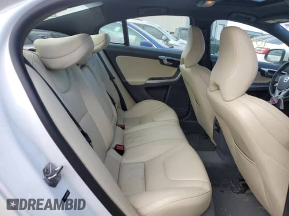 2015 Volvo S60 T6 Drive-E with VIN YV149MFK8F1345555, listed as a Copart auction lot 44394993 with 109,255 mi miles and . Bid and sale history available at DreamBid. Image 10.