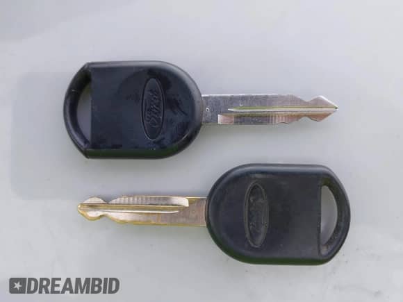 2005 Ford F-150 XLT with VIN 1FTPW14515KF00379, listed as a IAAI auction lot 43514137 with 230,113 mi miles and . Bid and sale history available at DreamBid. Image 11.