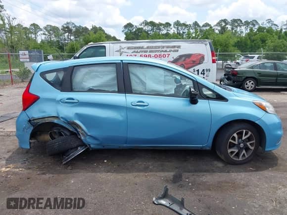 2015 Nissan Note S Plus с VIN 3N1CE2CP6FL395786, выставлен на аукционе IAAI как лот 42225980 с пробегом 82 361 миль миль и . История ставок и продаж доступна на DreamBid. Изображение 13.