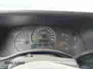 2004 Chevrolet Tahoe Z71 z VIN 1GNEK13Z84R214114, wystawiony jako IAAI lot #42927552 z przebiegiem 199 871 mil mil oraz . Historia ofert i sprzedaży dostępna na DreamBid. Obrazek 7.