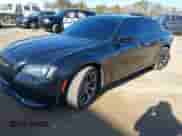 2015 Chrysler 300 S с VIN 2C3CCABG0FH853608, выставлен на аукционе IAAI как лот 41523060 с пробегом 91 153 миль миль и . История ставок и продаж доступна на DreamBid. Изображение 18.