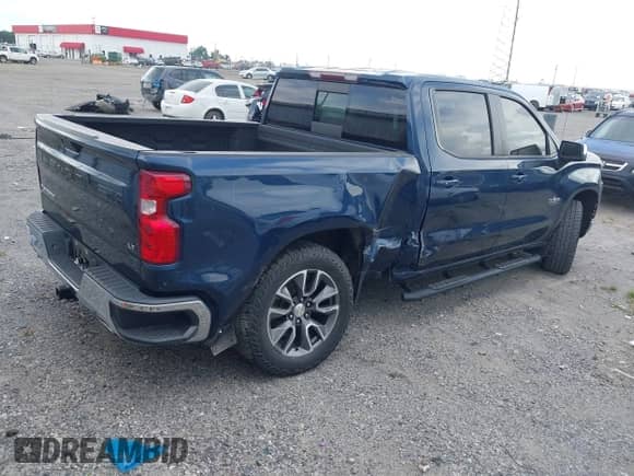 2019 Chevrolet Silverado 1500 LT with VIN 3GCUYDED6KG311850, listed as a IAAI auction lot 42671481 with 80,758 mi miles and . Bid and sale history available at DreamBid. Image 4.