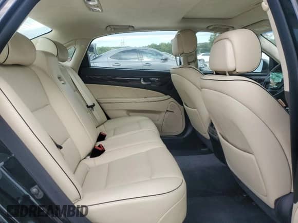 2016 Hyundai Equus Signature with VIN KMHGH4JH1GU104370, listed as a Copart auction lot 73434934 with 102,457 mi miles and Salvage title. Bid and sale history available at DreamBid. Image 10.