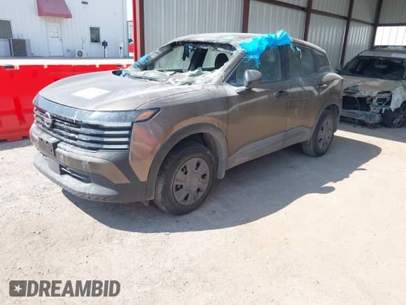 2025 Nissan Kicks S with VIN 3N8AP6BA9SL314426, listed as a IAAI auction lot 43245089 with 21,766 mi miles and . Bid and sale history available at DreamBid. Image 2.