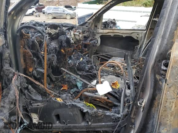 2020 Ram 1500 Big Horn z VIN 1C6RRFBGXLN290546, wystawiony jako Copart lot #70376074 z przebiegiem Nie podano mil oraz Szkoda całkowita • Salvage title. Historia ofert i sprzedaży dostępna na DreamBid. Obrazek 7.