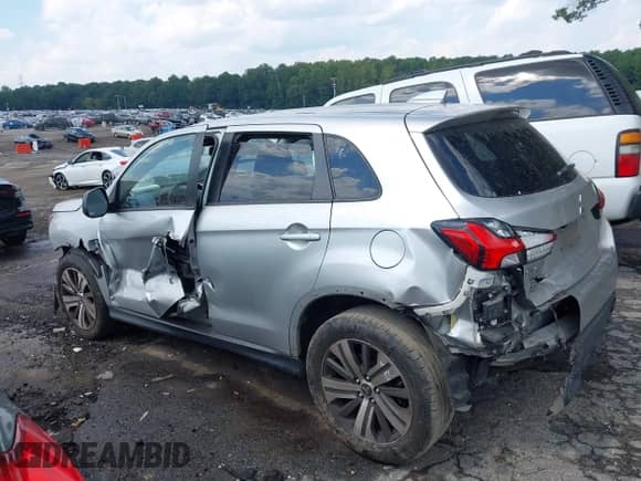 2021 Mitsubishi Outlander ES z VIN JA4ARUAU4MU022370, wystawiony jako IAAI lot #43128868 z przebiegiem 154 821 mil mil oraz . Historia ofert i sprzedaży dostępna na DreamBid. Obrazek 13.